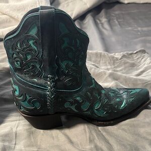 Elegant Teal Cutout Ankle Boots